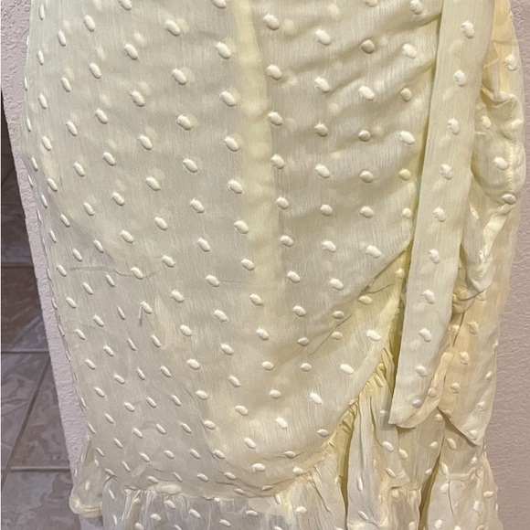 Cute yellow junior dress Size 12 NWT - Picture 5 of 10